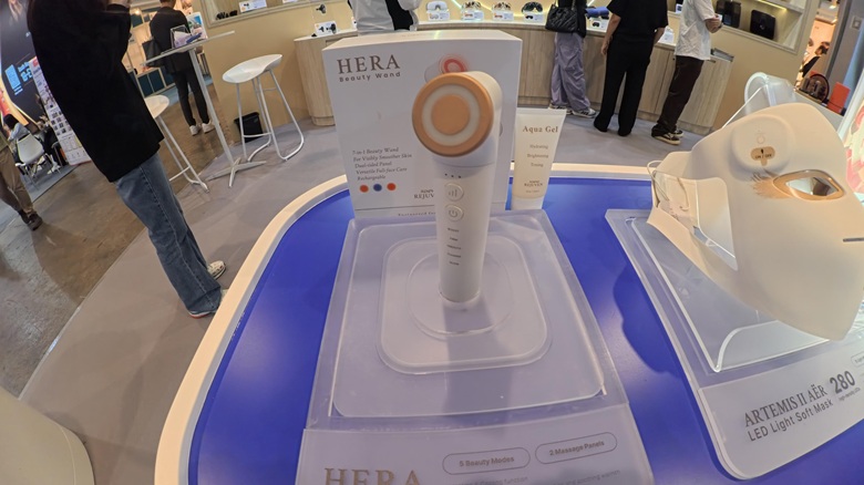 出典 私ミシェリーの撮影. 温冷・EMS・振動まで網羅！「HERA Beauty Wand」の7in1機能と5つのモード